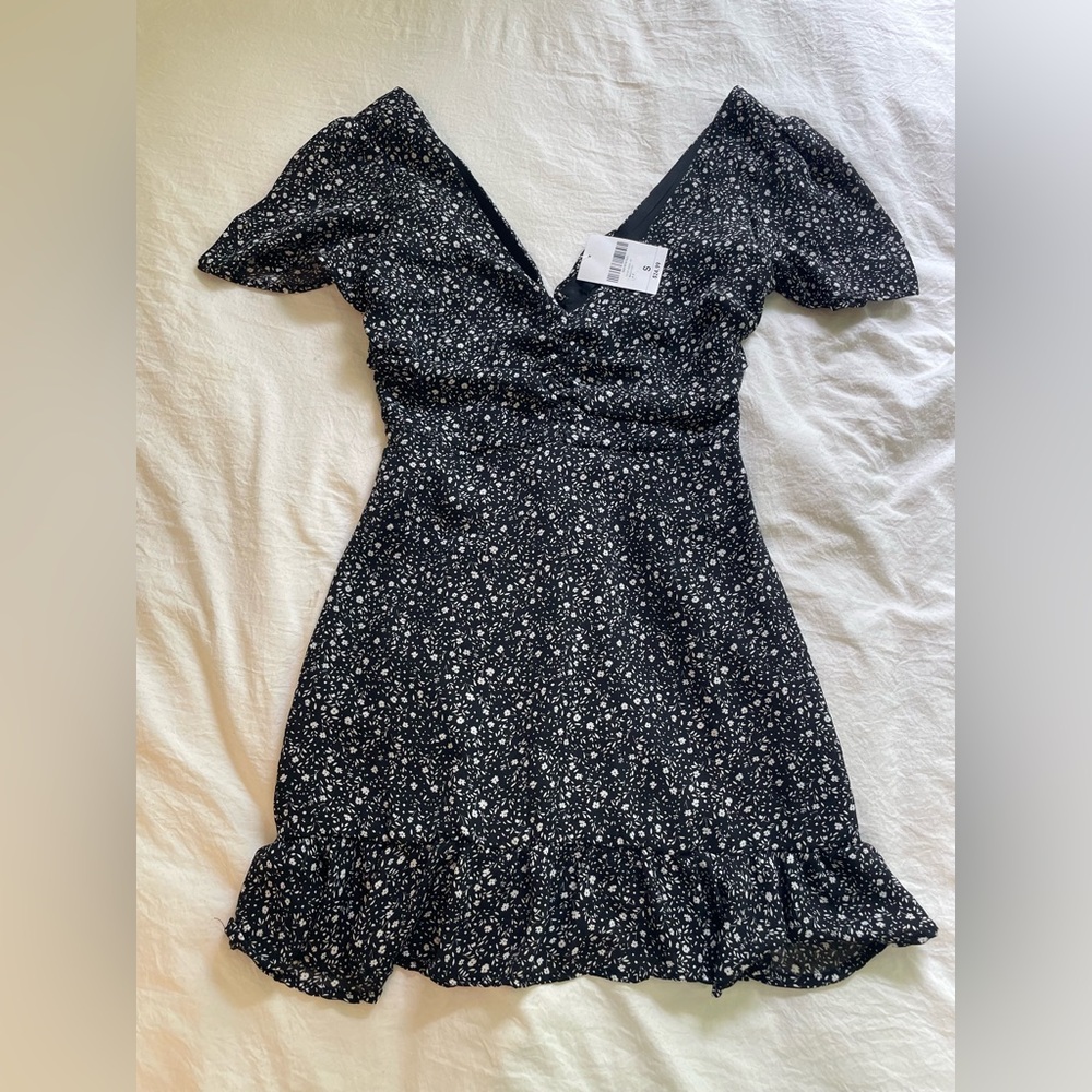 New with Tags Forever 21 Black and White Floral Mini Dress